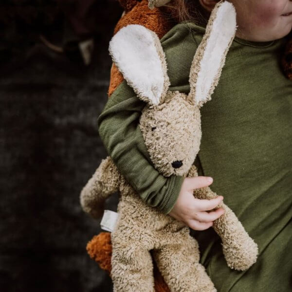 Senger Naturwelt large beige rabbit organic toy