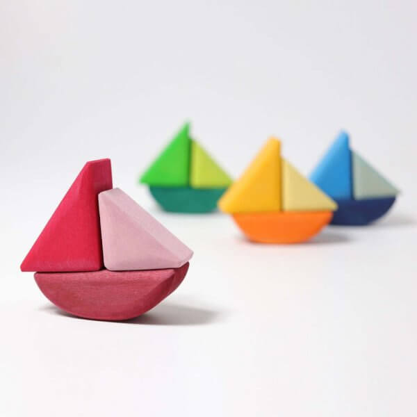 Grimm’s wooden rolling boats