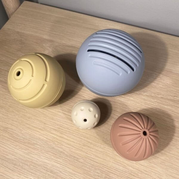 Nuuroo pack of foru sensory balls in different sized