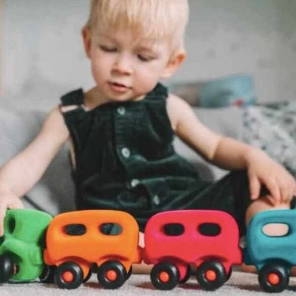 Rubbabu choo choo train made of natural rubber