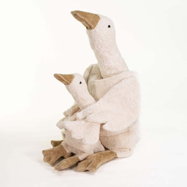 IMG_1970 | Bambino Eco Toys Two towel animals shaped like geese, a larger adult and a smaller chick, with tan beaks and feet, on a white background.